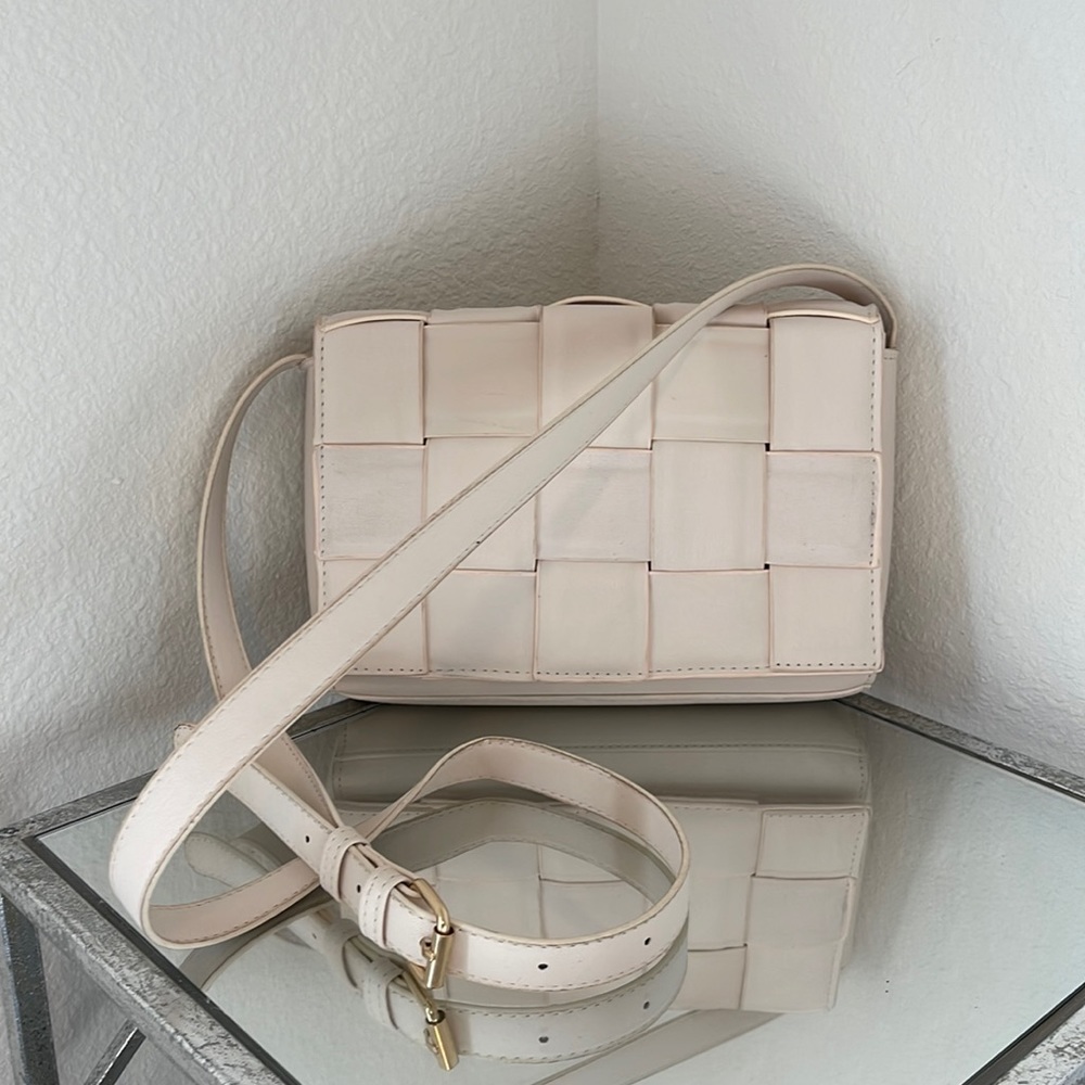 Crossbody Cream Bag